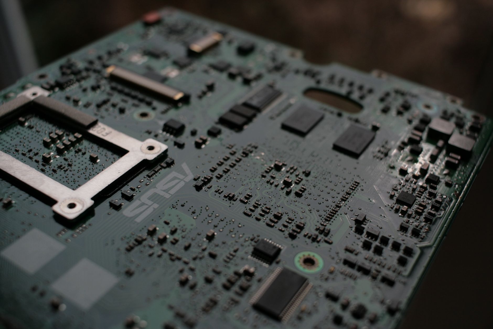Innovative microchip technology and modern engineering